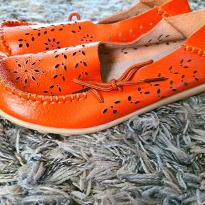 NEW Lazer detailed slip ons! Super cute!